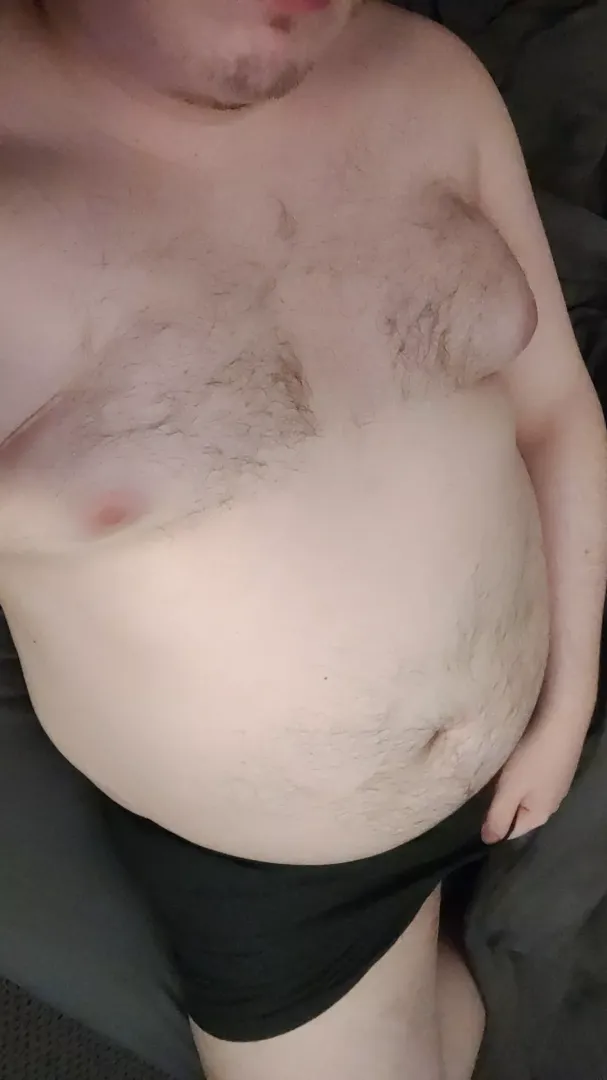 Hey ladies, I heard you like big guys? 😘