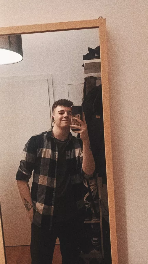 hey:) wanna chat?