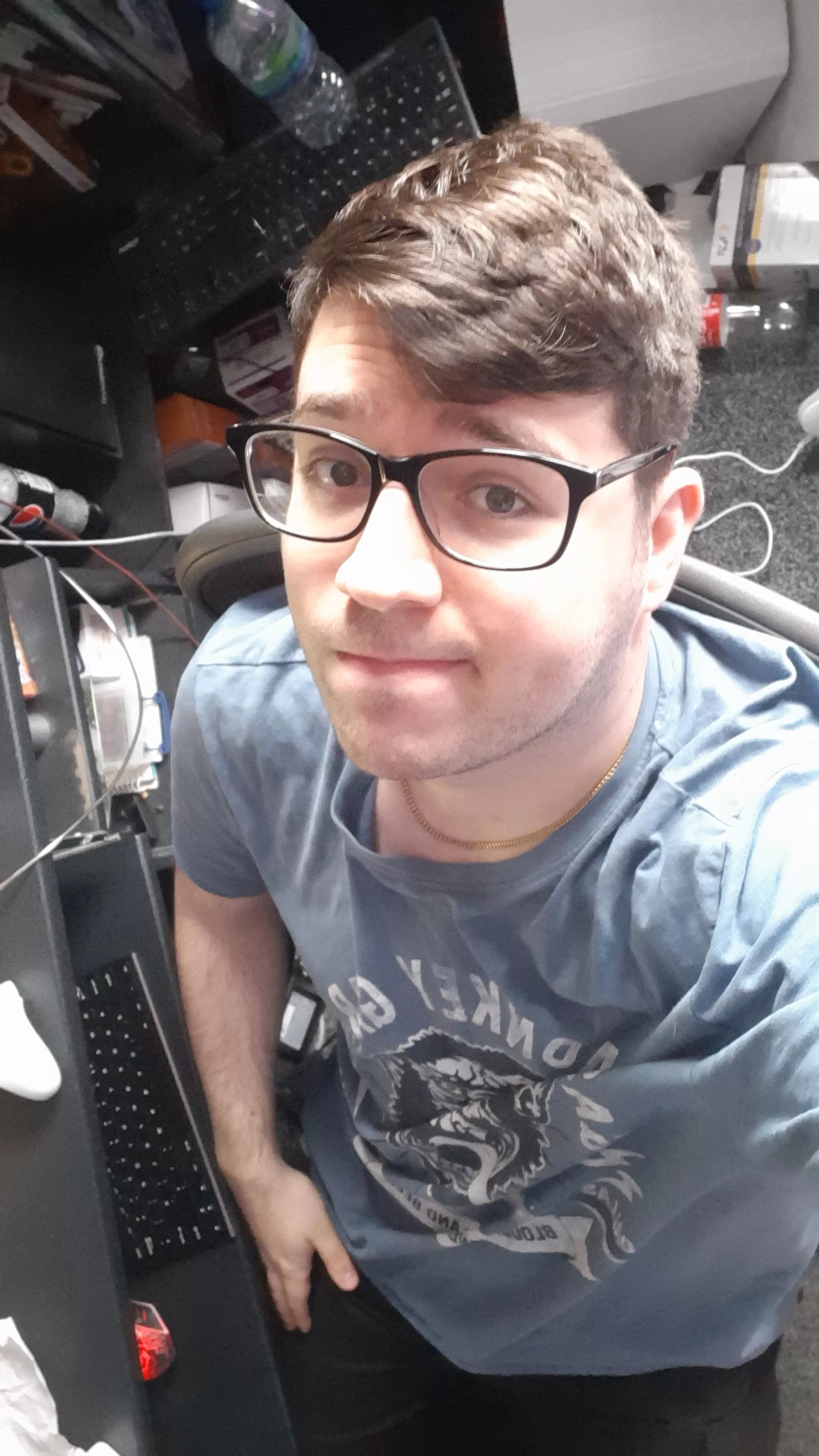 Heyo boyos. Got a disciplinary at work last week. (Kinky ikr) someone come cheer me up