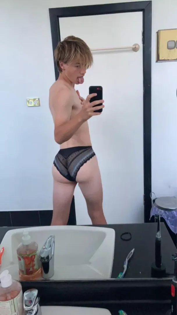 Heyyy :)