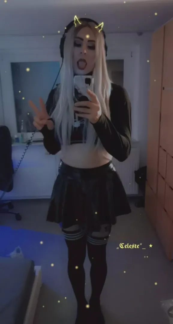 Hi 😈😇💜
