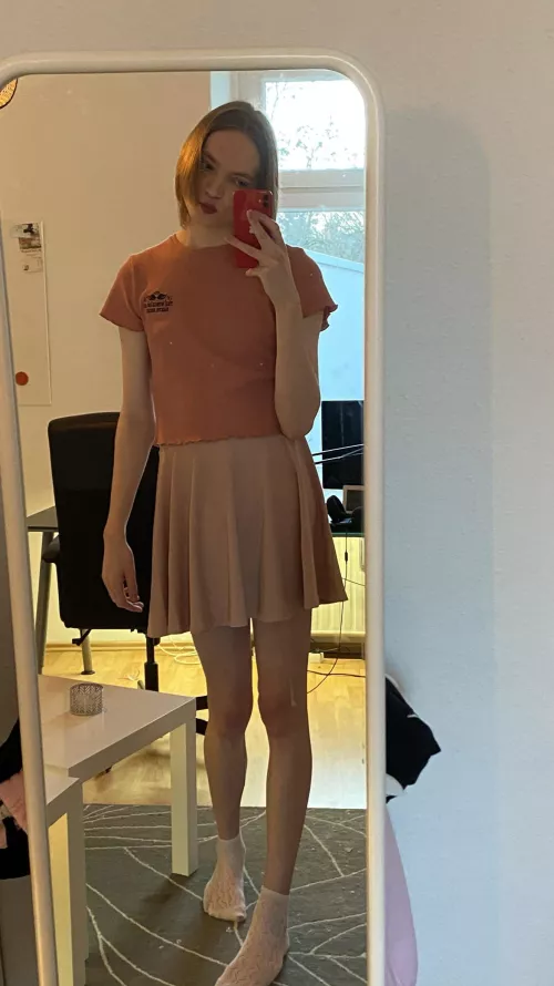 hi :)