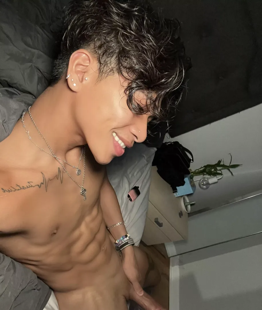 Hi 🙈