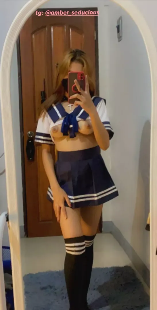 Hi Daddy, do you like my Outfit?
