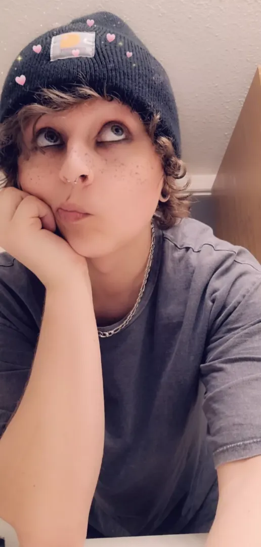 hi guys ^-^