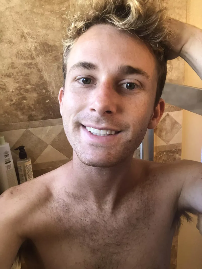 Hi guys, looking for friends