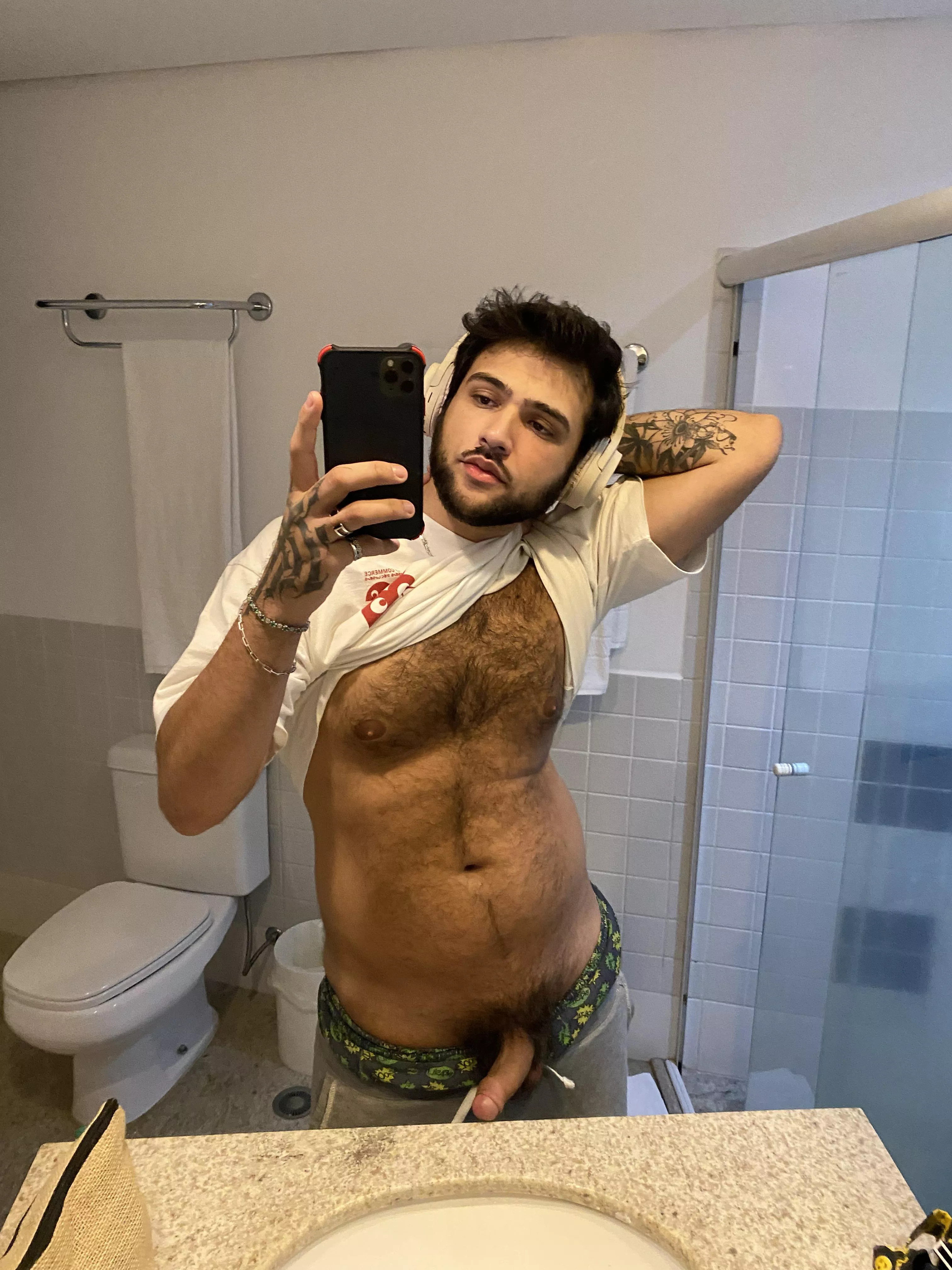 Hi guys se more on my OF link in bio and coments