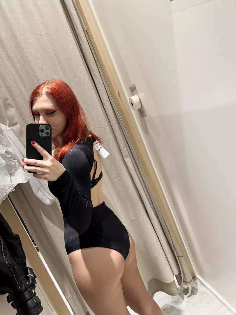 Hi🍑