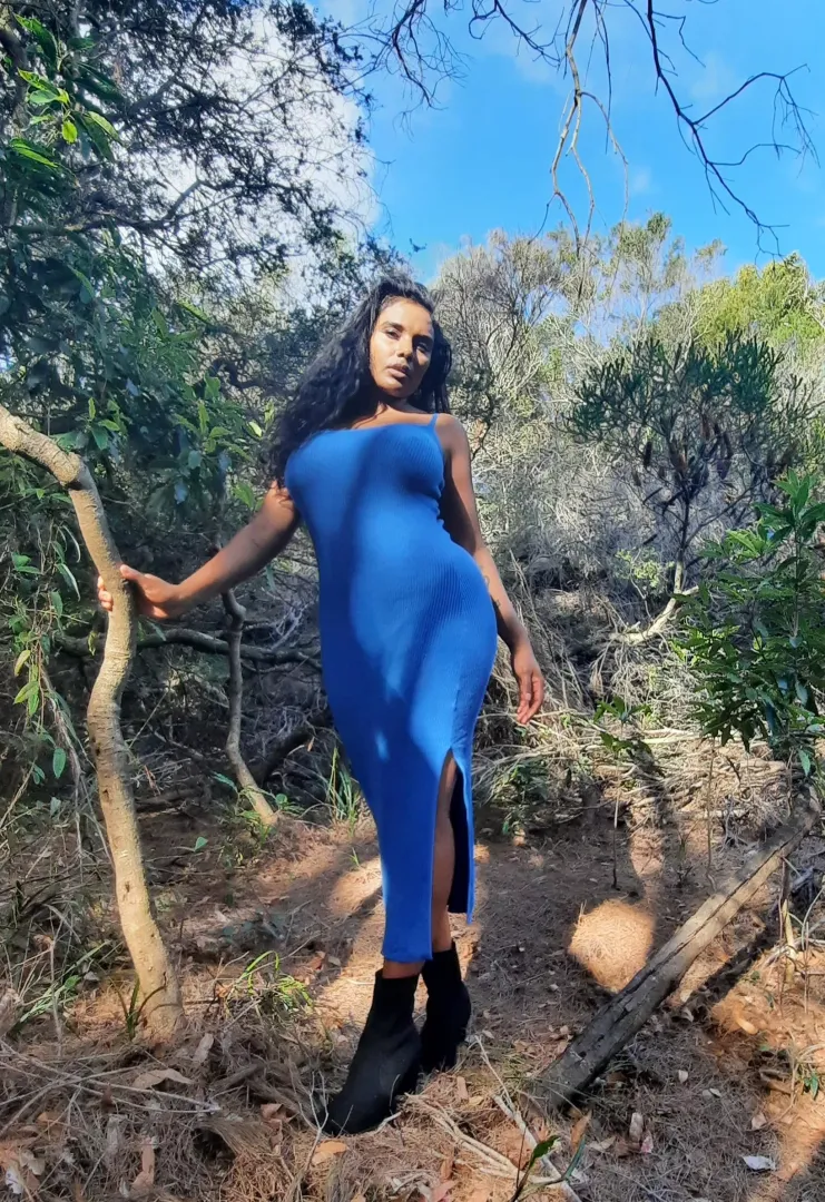 Hi I'm ebony_sorceress [F]