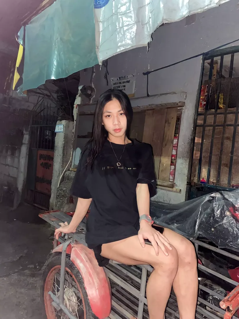 Hi im new here