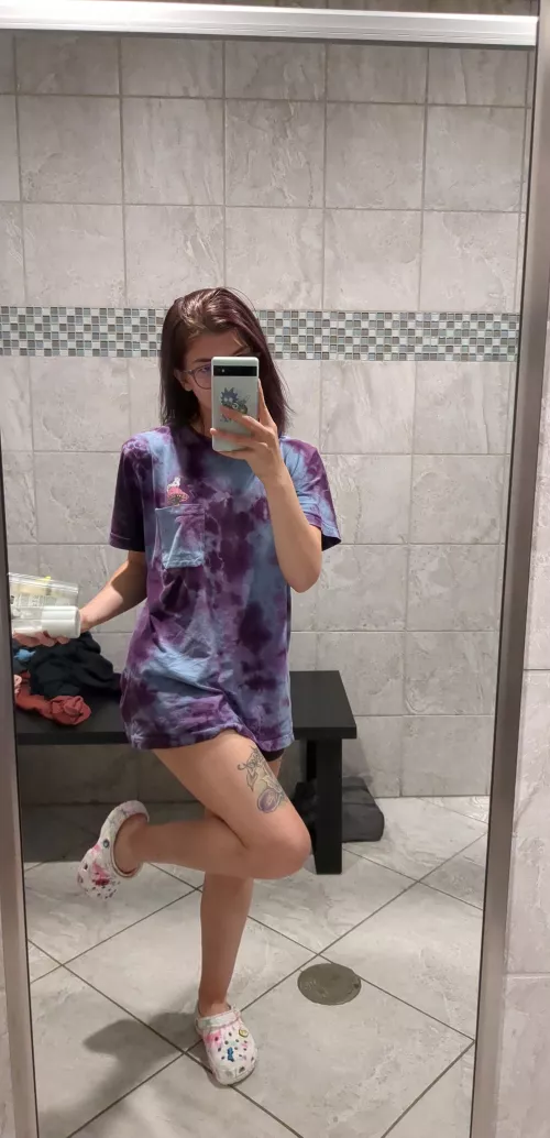 Hi just took this selfie at the gym [F]