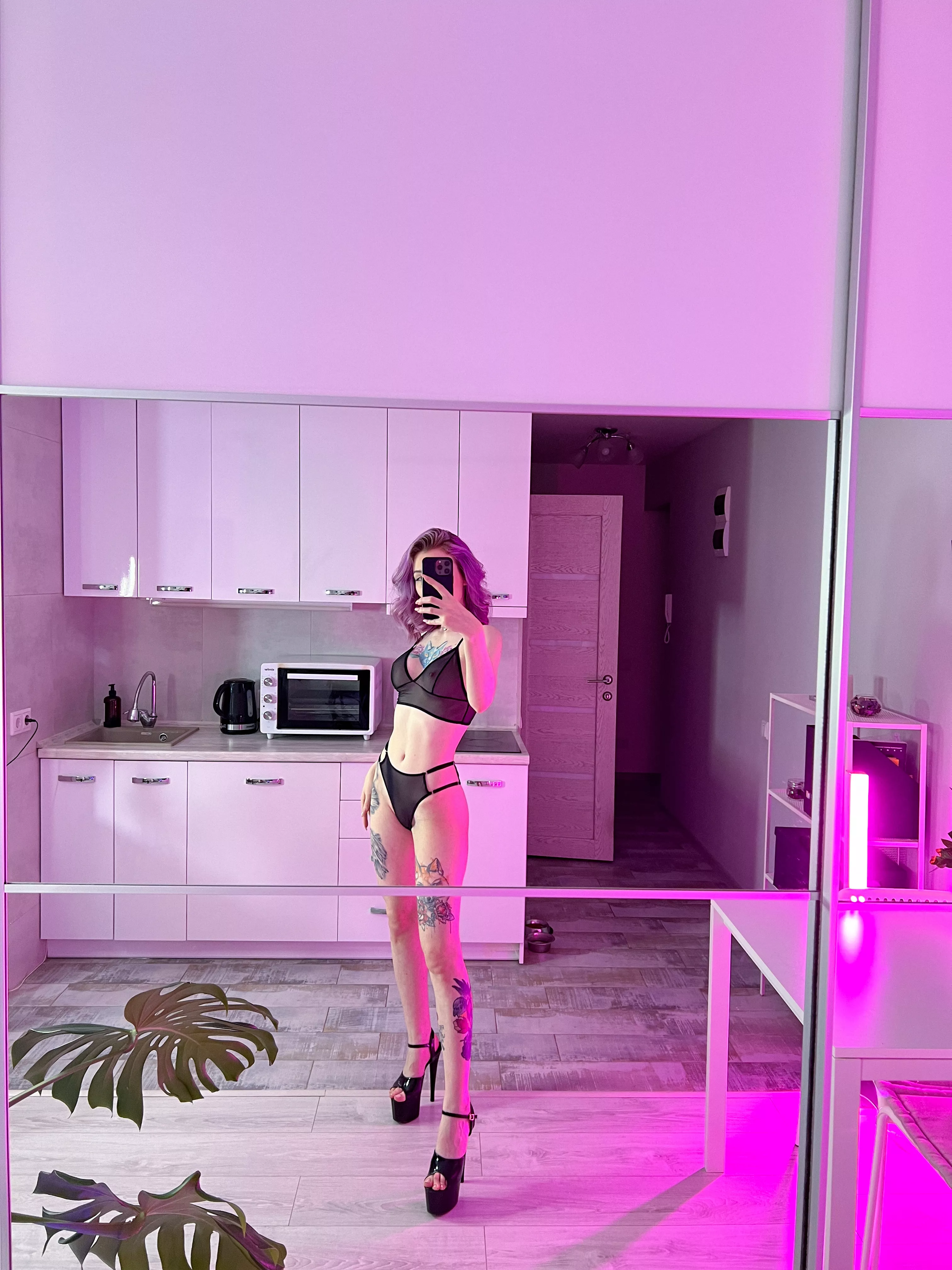 Hi 🖤🖤