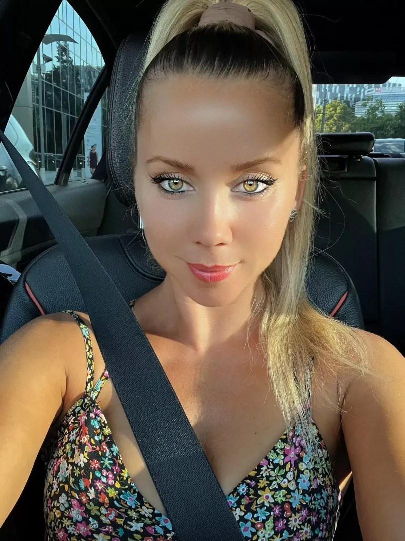 Hi X