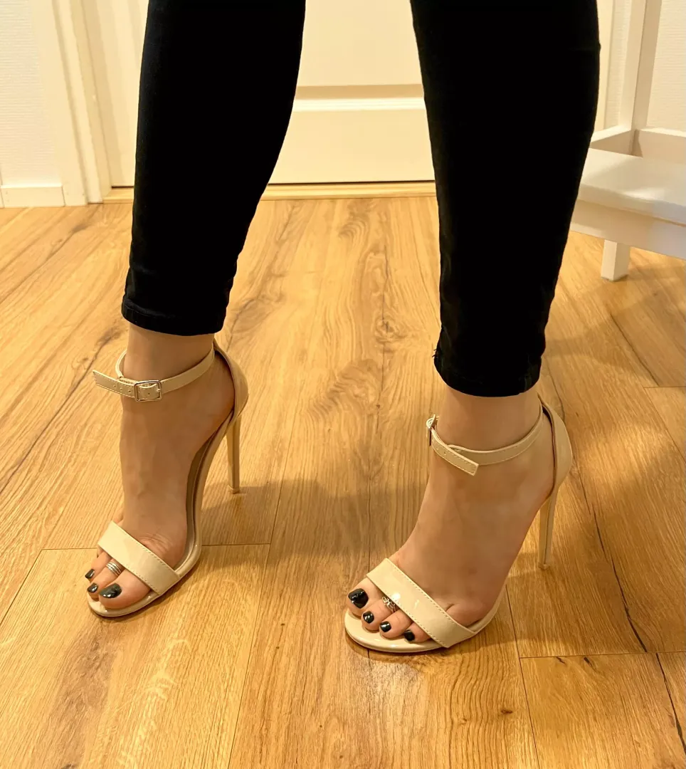 ❤️ High Heels
