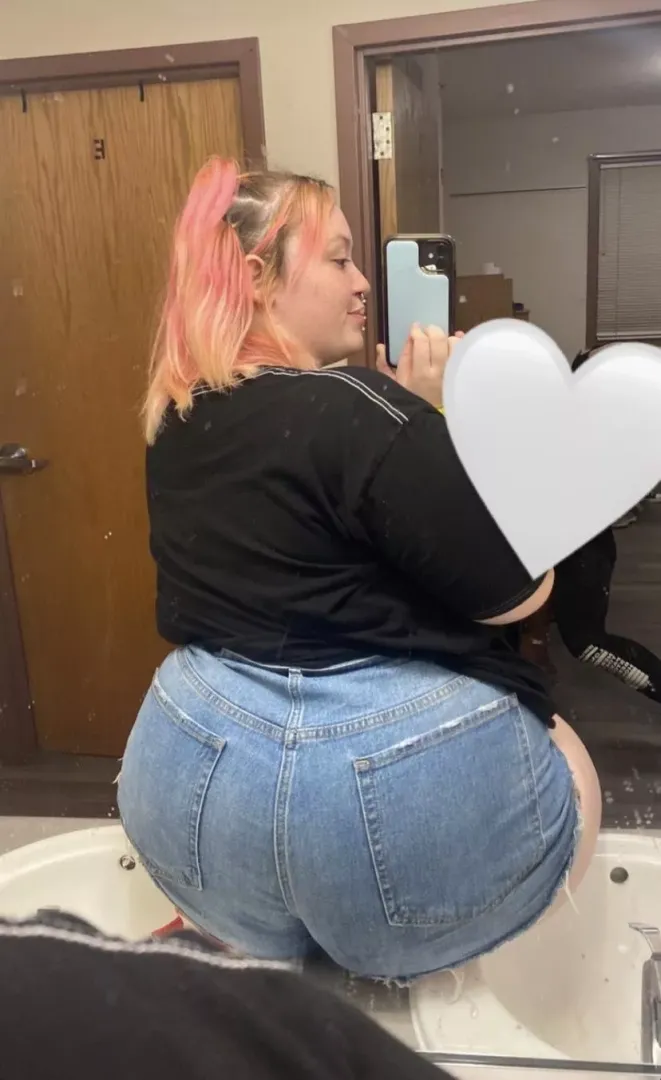 Hii im new here