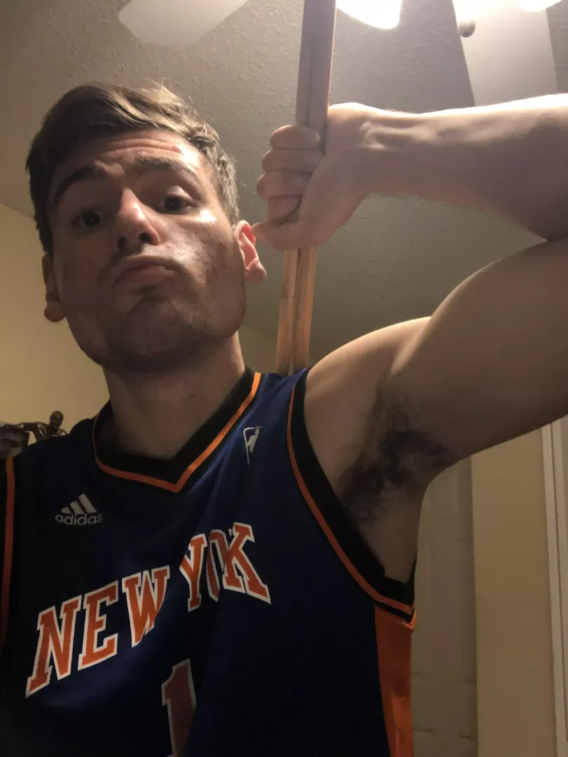 His hot profile pic