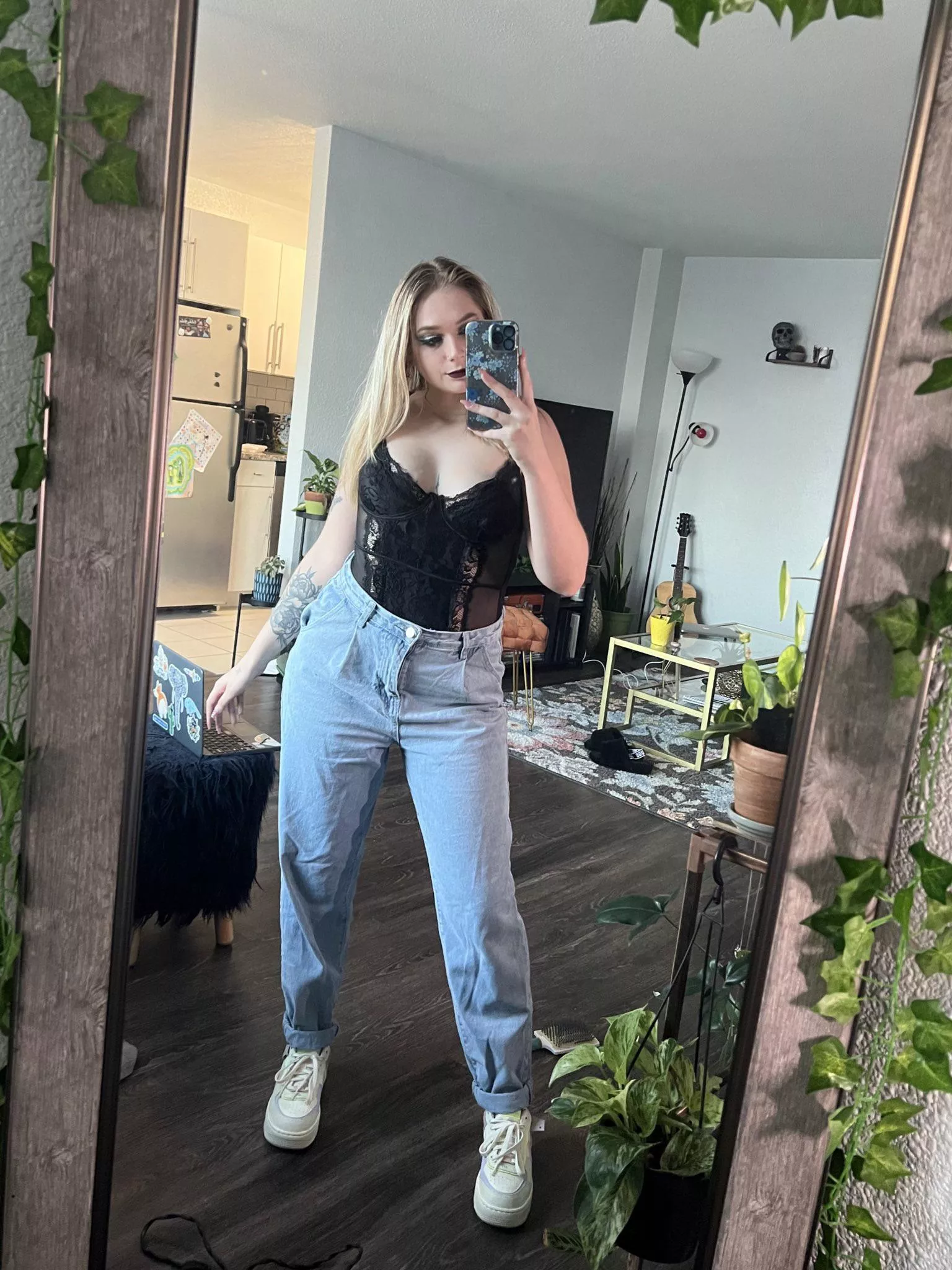 Hit an arrow if you wanna submit to me and enjoy an endless mindfuck😈🔐🍆🙇👠[Domme]