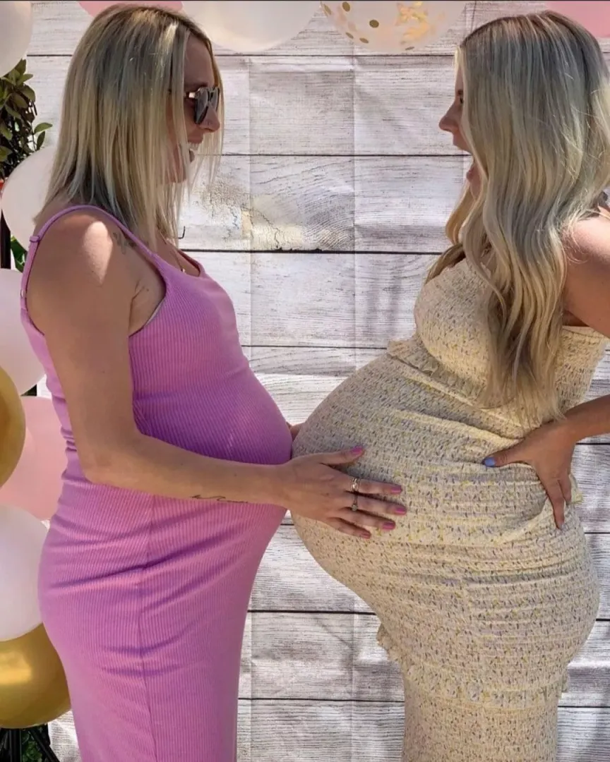Hiya daddy surprise you came in both of us
