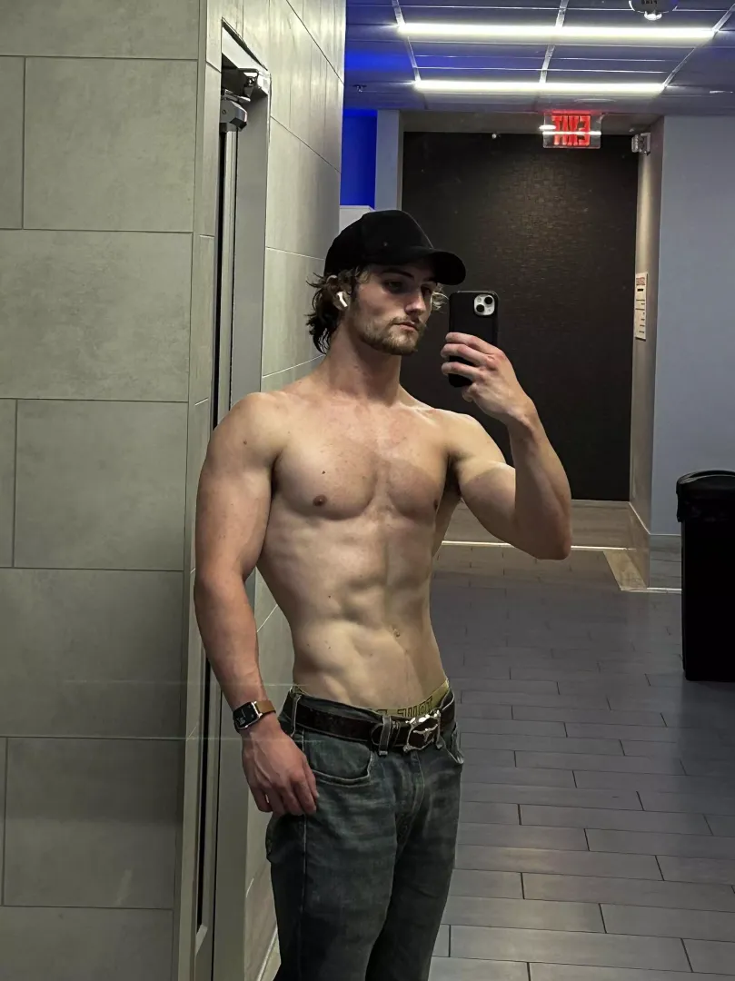 Hmu!