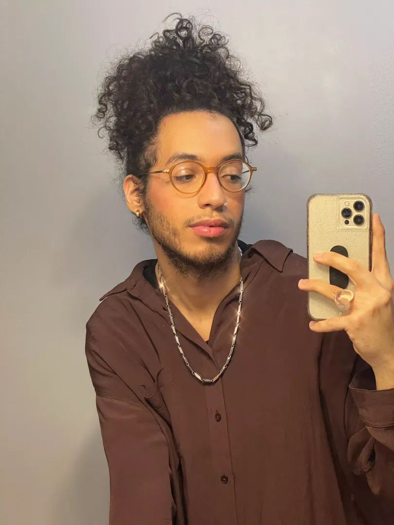 hmu 🎆
