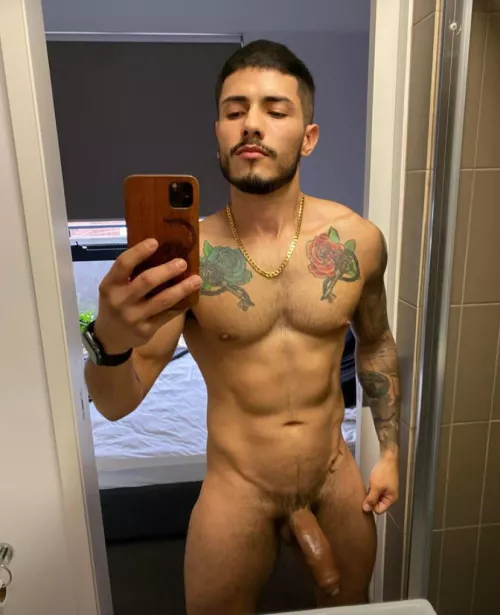Hmu if you wanna choke on my monster cock 😈