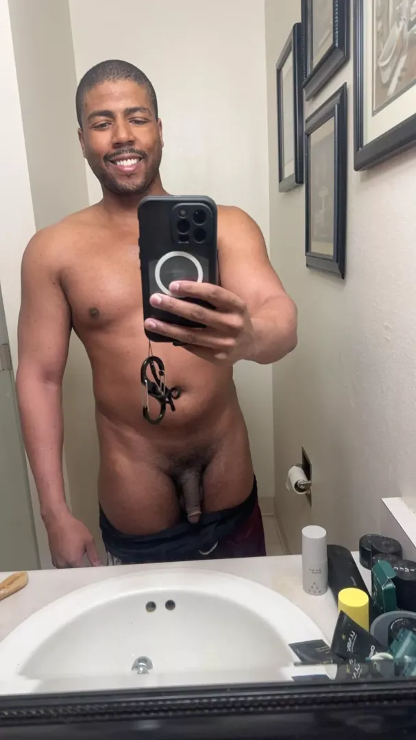 Hola 33