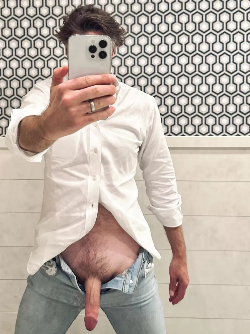 Hola [48]