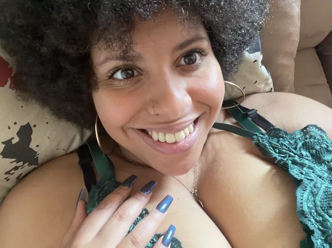 hope everyone had a great day so far 😇