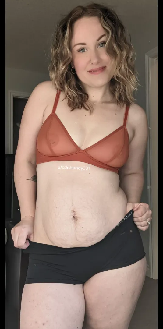 Hope you don't mind a mombod and boyshorts 😘💋