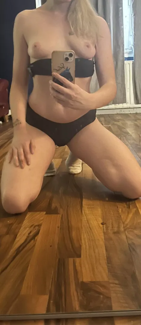 Hope you enjoy my first post and happy Xmas 🥰🎄💦