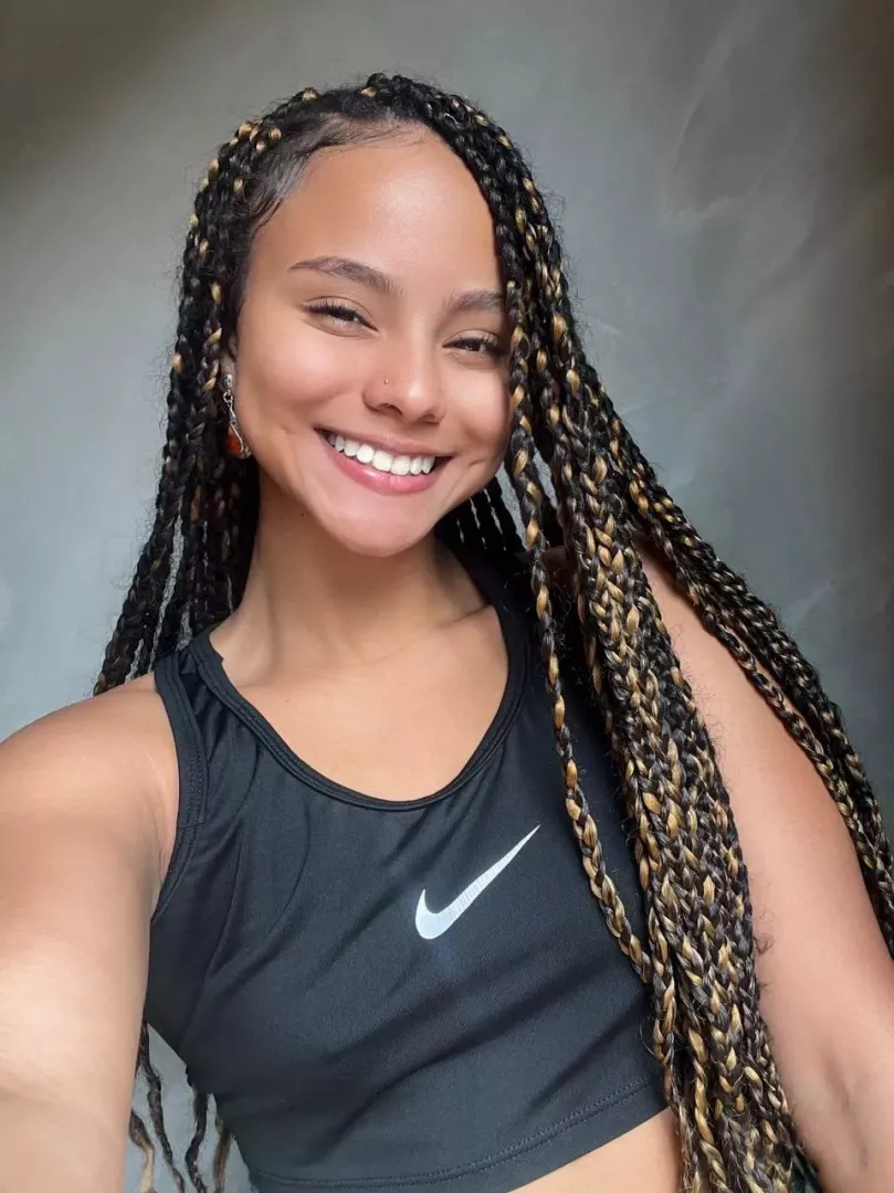 Hope you like braided, smiley Latinas [f18]