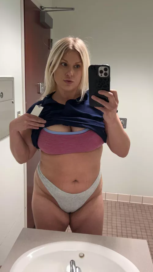 Hopefully it’s not too busy so I can sneak off later and get fucked