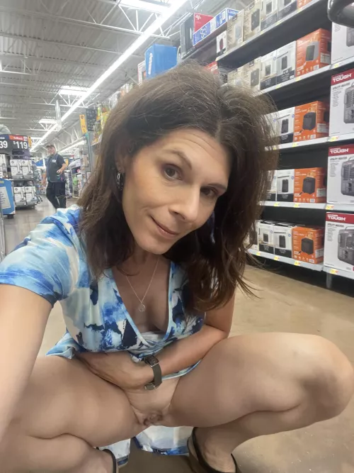 Hope[f]ully showing off my 40-year-old pussy makes your day as much as it made His day!!