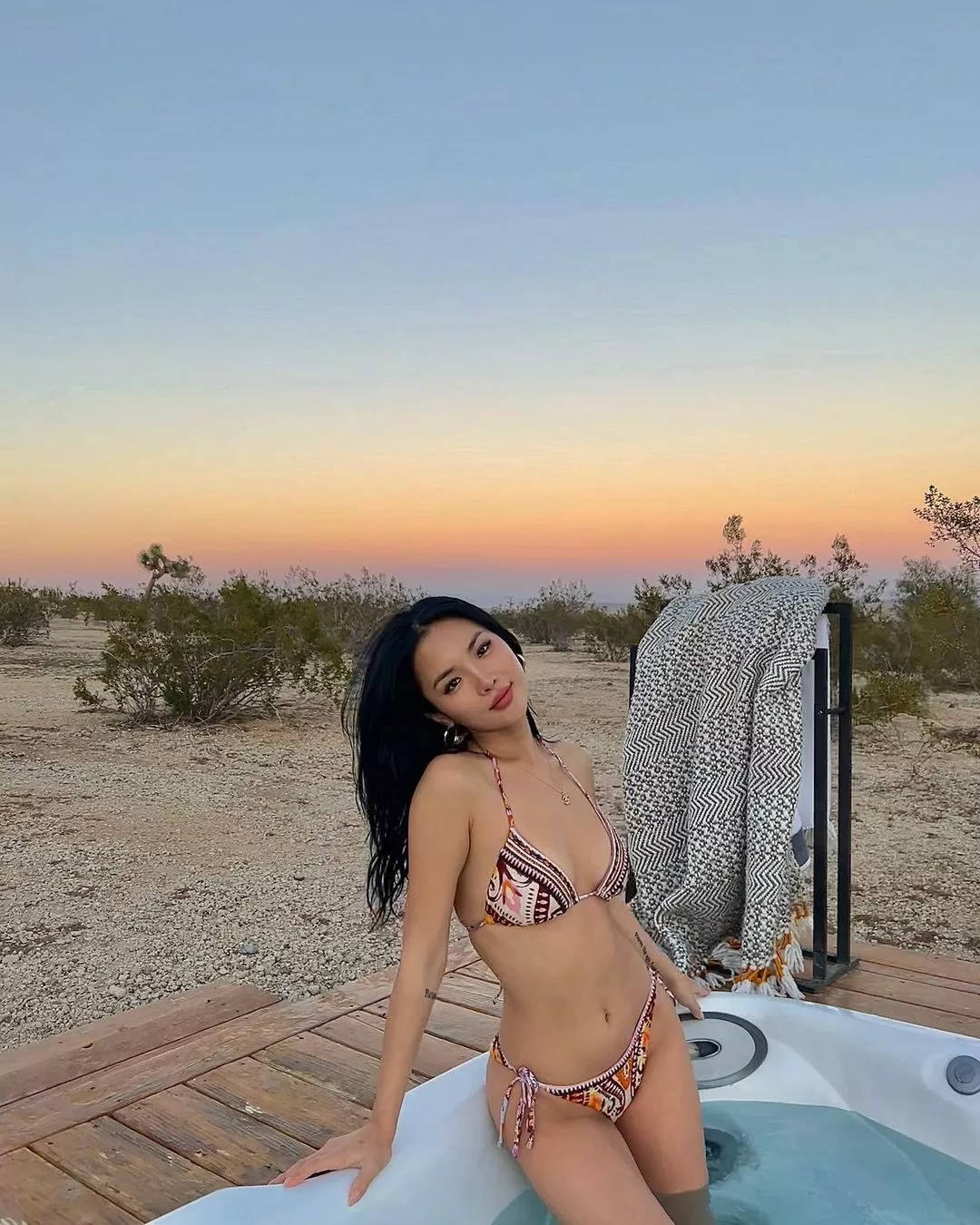 Horizon hot tub