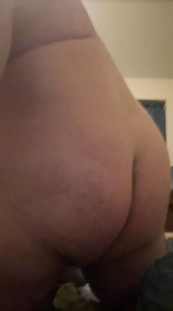 Horny af tonight DMs open