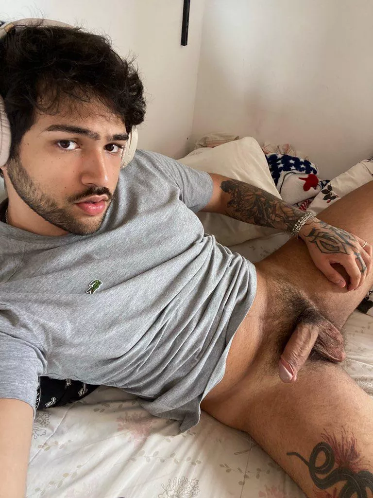Horny and needing a mouth