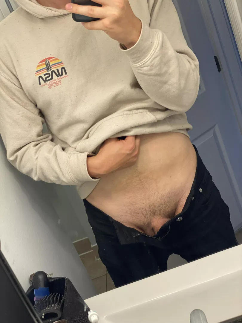 Horny dm me
