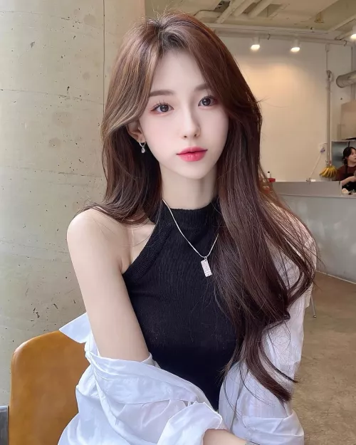 Hot Babe