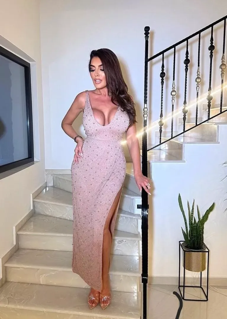 Hot dress 🔥👑