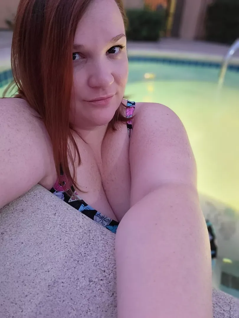 Hot Hot tubbin'
