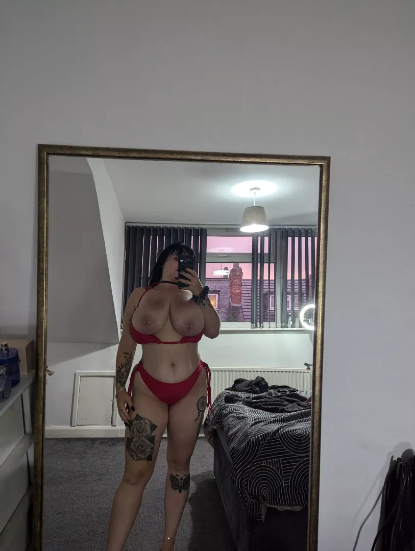 Hot tub date with me wearing this?👀