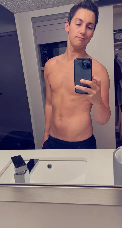Hotel days but still the same pre-run selfie