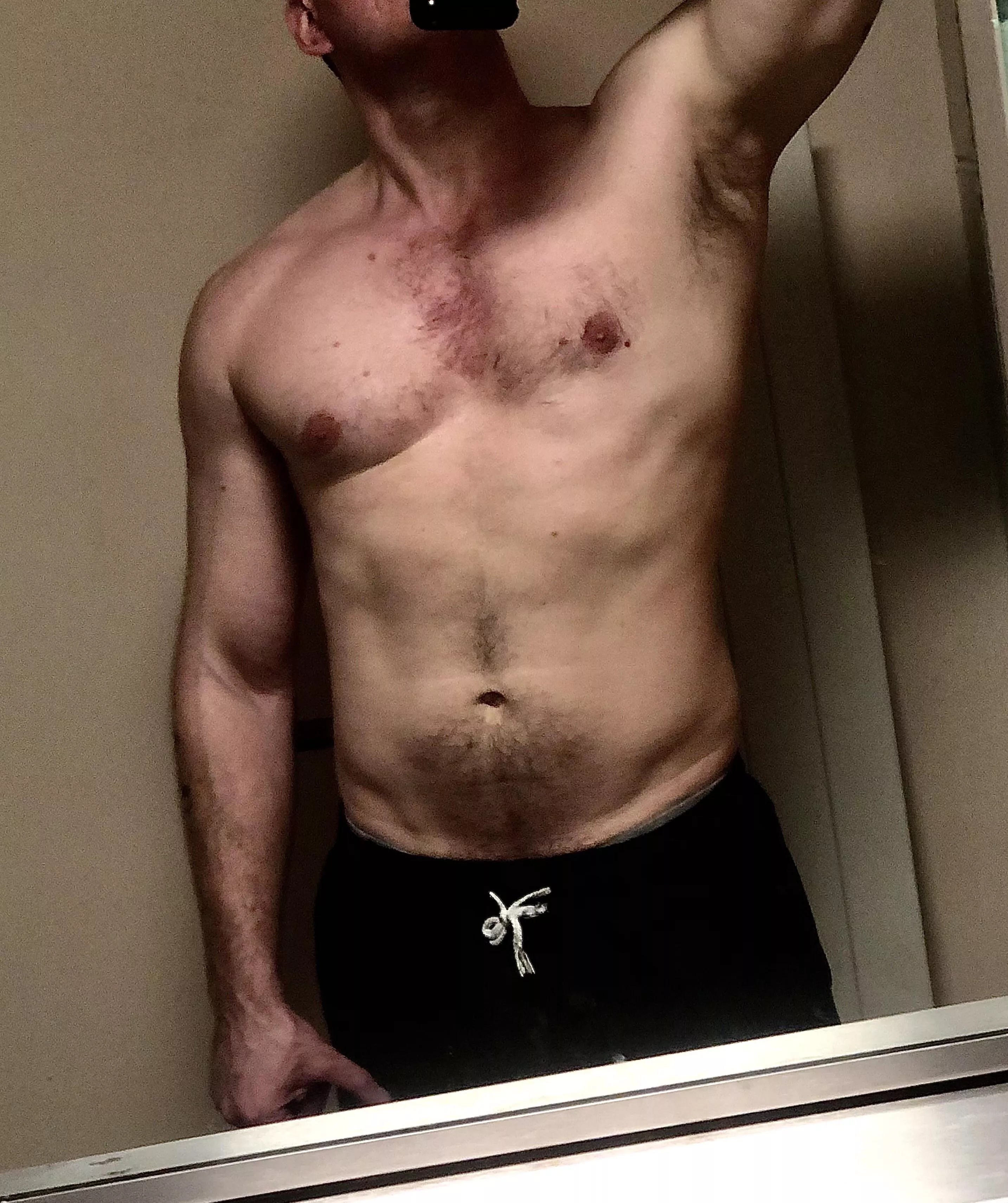 Hotwife: “send me a post workout pic and I’ll make my husband pay for your gym membership this month.” …Yes ma’am.