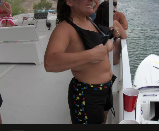 Houseboat flash
