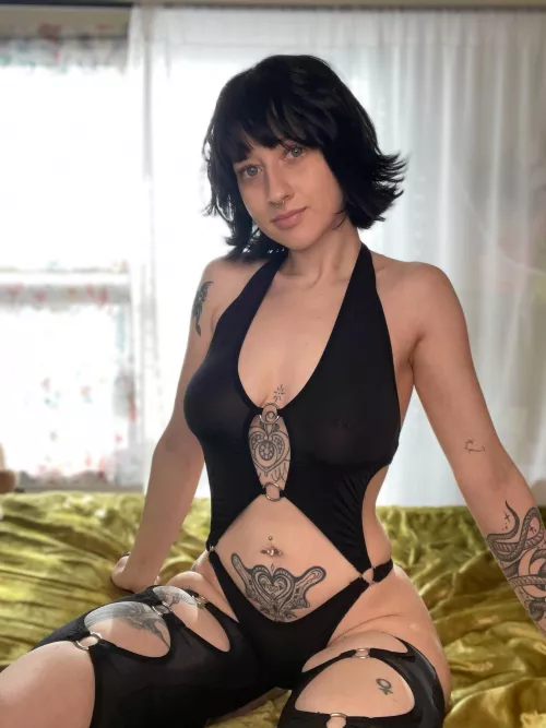 How about alternative snow white?