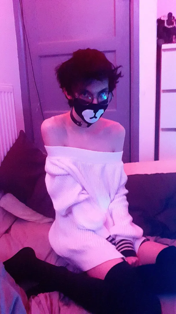 How are we cuddling? 👉👈