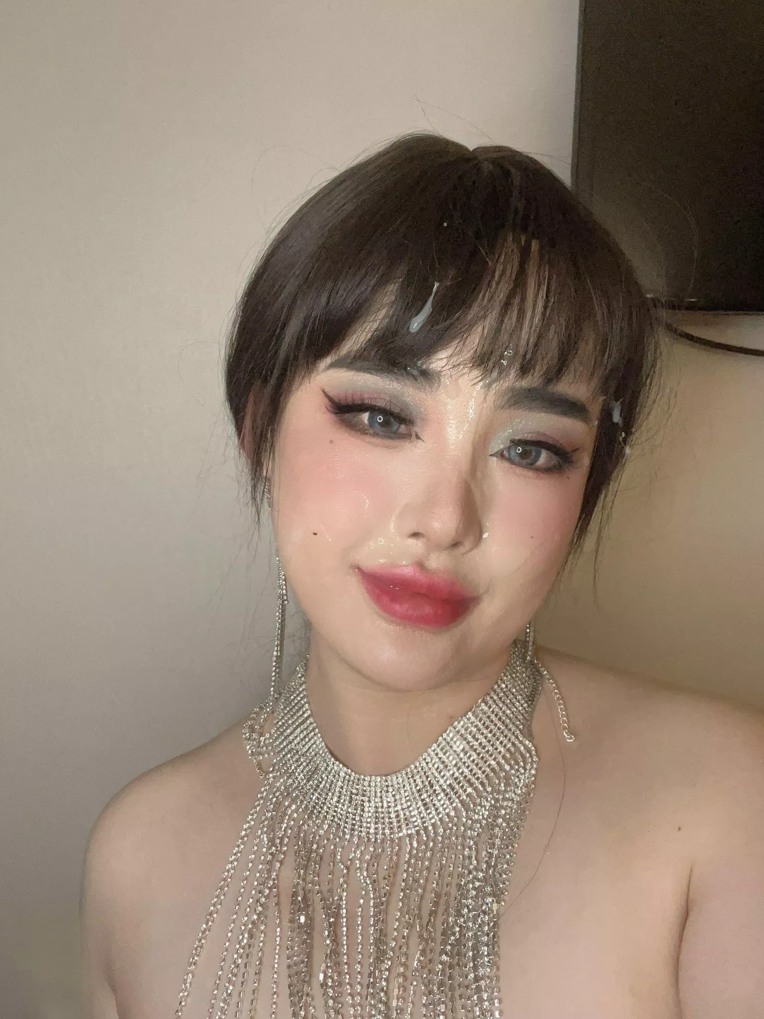 How do i look