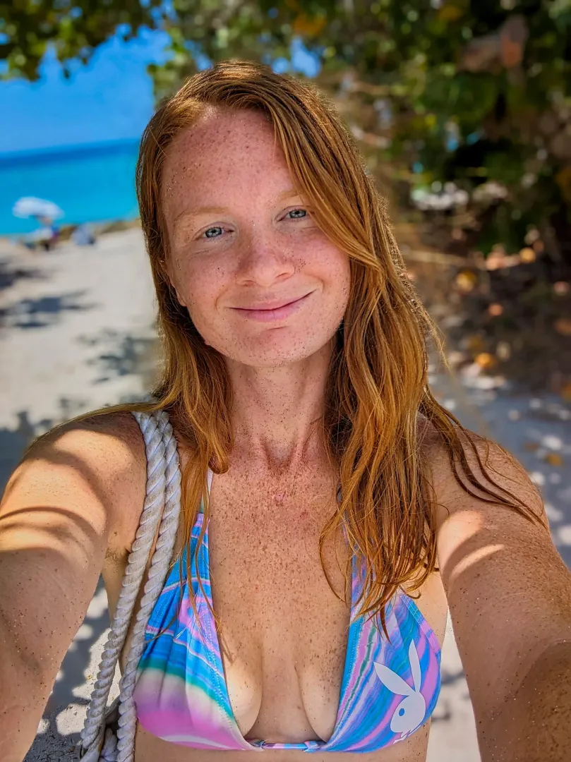 How do you handle a redhead's temper? Gingerly🌶️