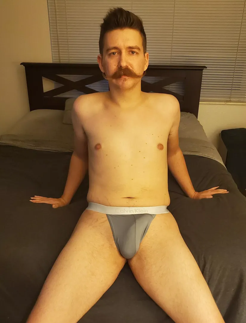 How does my bulge look in Calvins?