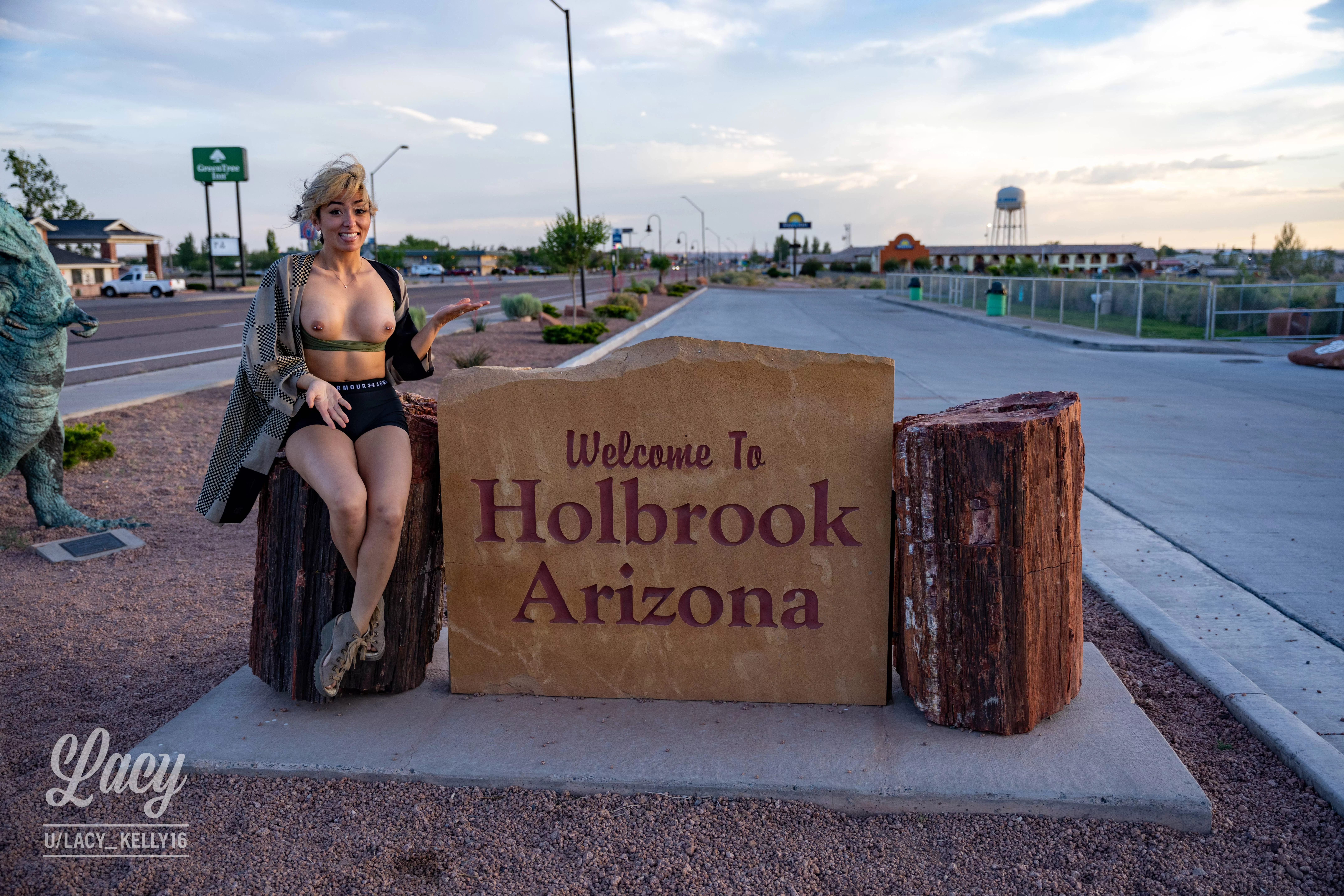 How everyone should be greeted when coming to town